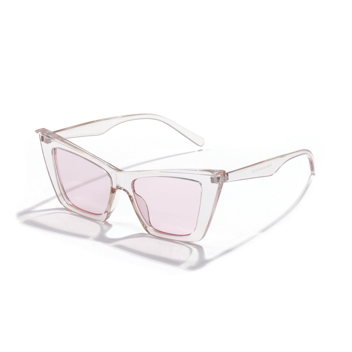Sharp Edge Triangle Cat Eye Sunglasses – Bold Retro Statement Shades for Women