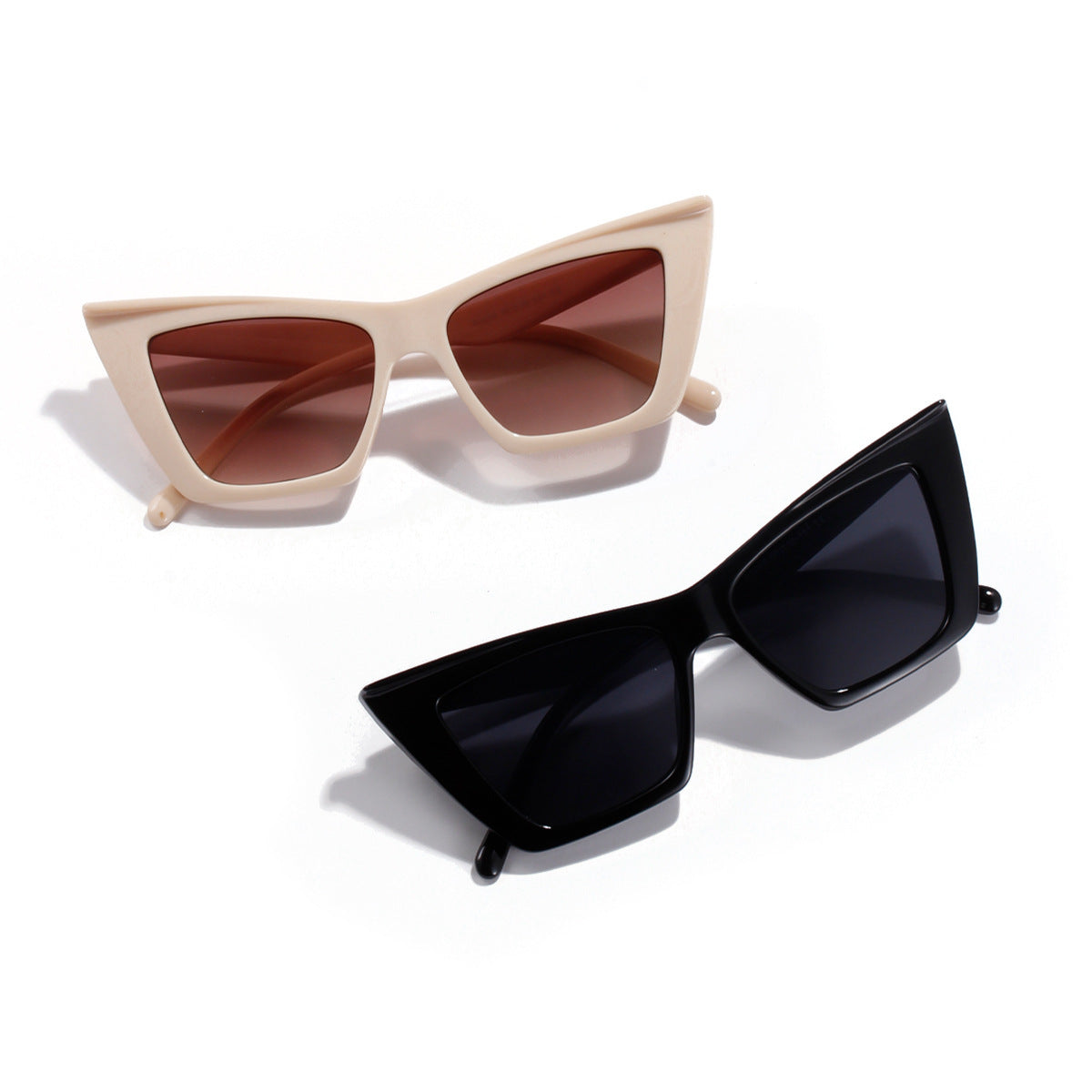 Sharp Edge Triangle Cat Eye Sunglasses – Bold Retro Statement Shades for Women