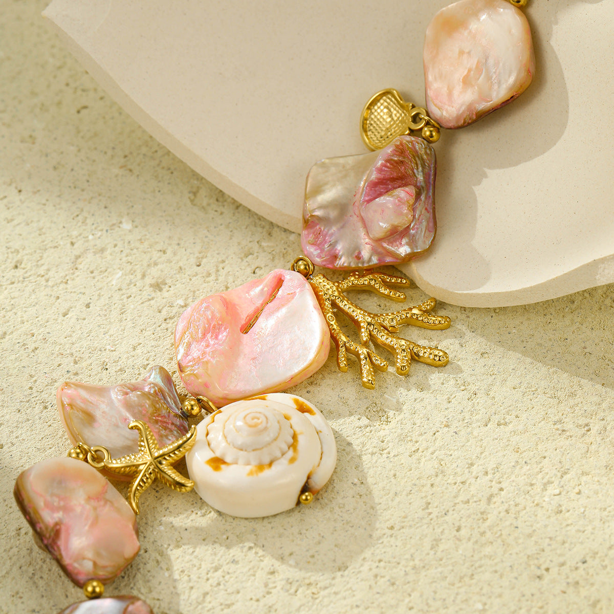 Beach Style Shell & Coral Titanium Steel Clavicle Chain – Summer-Inspired Jewelry