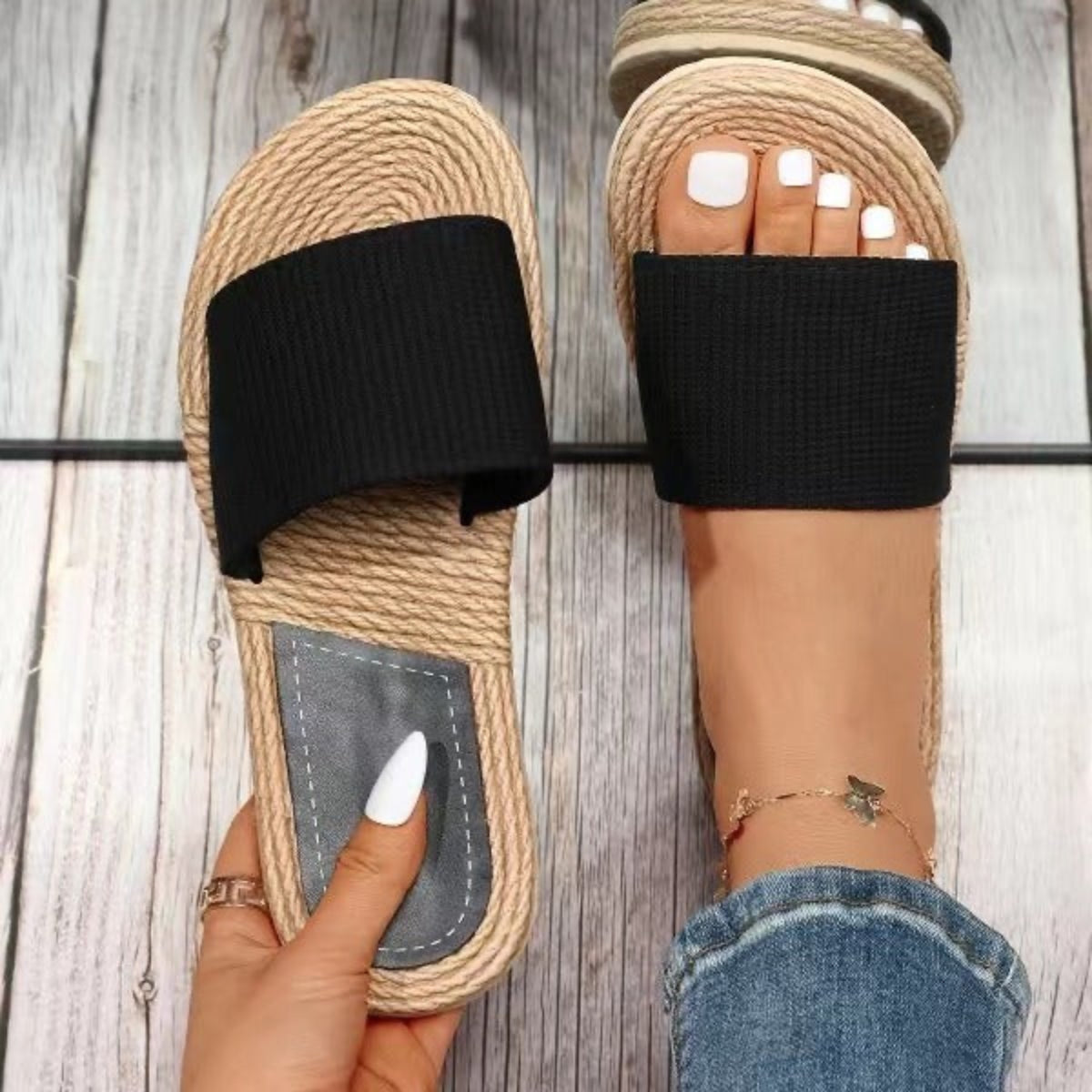Non-Slip Indoor Slippers – Lightweight, Breathable & Odor-Resistant Home Slides