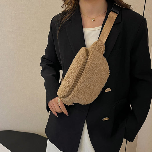 CozyCloud Lamb Wool Crossbody – Casual Fuzzy Women’s Shoulder Bag